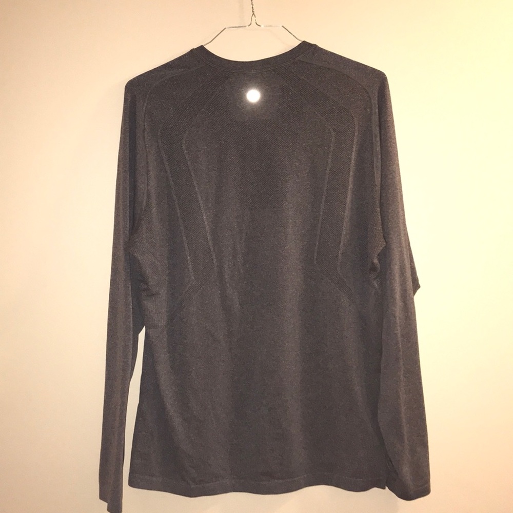Lululemon Long Sleeve Metal Vent Tech